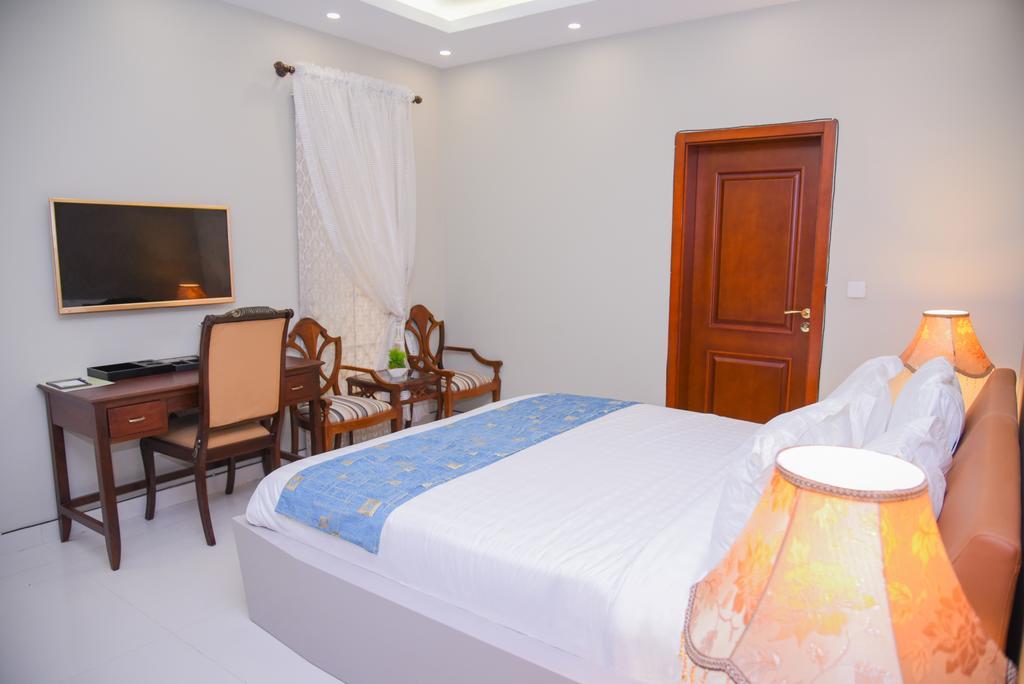 Orchards Cottage Hotel Karachi Ngoại thất bức ảnh