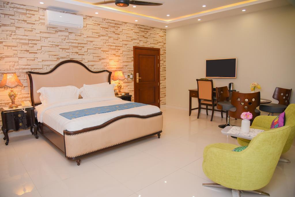 Orchards Cottage Hotel Karachi Ngoại thất bức ảnh