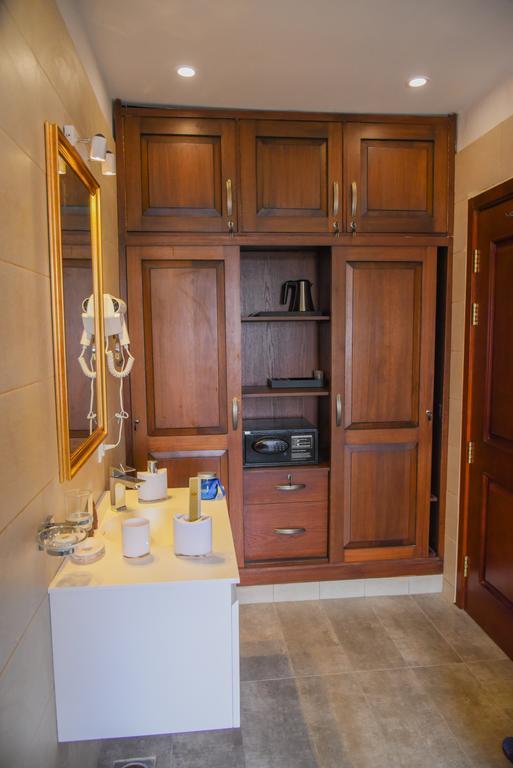 Orchards Cottage Hotel Karachi Ngoại thất bức ảnh