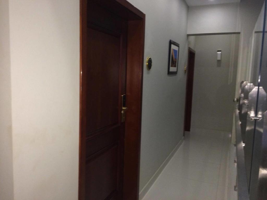 Orchards Cottage Hotel Karachi Ngoại thất bức ảnh